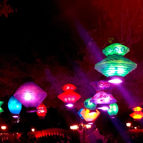 Meet your Posher, Mari - Picture 1 of 1